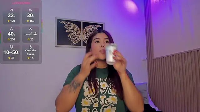 sharonscoth online show from April 4, 2026, 7:44 pm