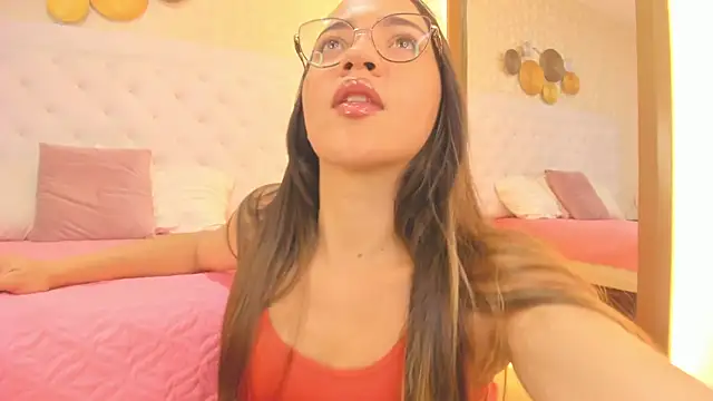 Snapshot of debora_scoot chatting on November 1, 2025, 10:50 am debora scoot online show from November 1, 2025, 10:50 am