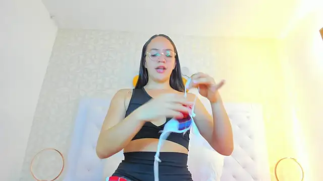 Snapshot of debora_scoot chatting on December 15, 2025, 10:52 am debora scoot online show from December 15, 2025, 10:52 am