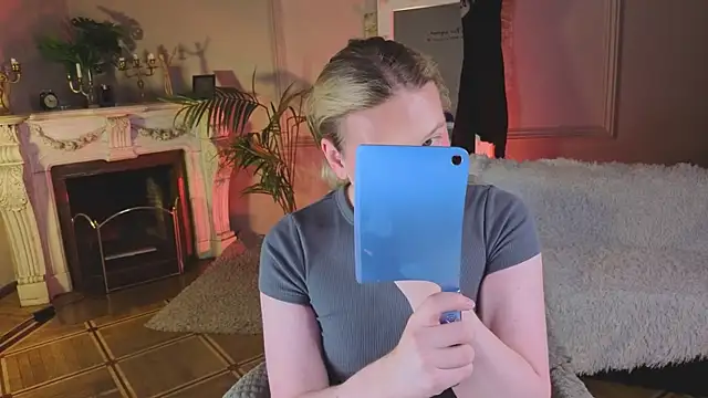 Jes Solar online show from October 26, 2025, 9:42 pm