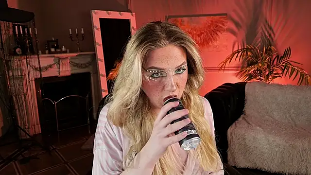 Jes Solar online show from May 26, 2026, 9:11 pm
