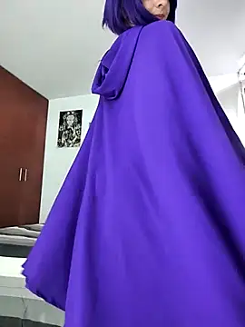 KARINNA  RAVEN online show from March 6, 2026, 4:36 pm