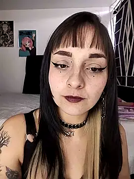 KARINNA  RAVEN online show from March 27, 2026, 9:14 pm