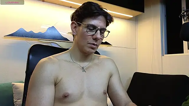 Almiboys online show from March 19, 2025, 5:08 am