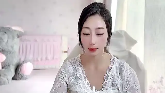 Snapshot of anjila888 chatting on October 22, 2025, 5:08 am anjila888 online show from October 22, 2025, 5:08 am