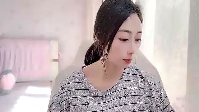 Snapshot of anjila888 chatting on November 2, 2025, 4:15 am anjila888 online show from November 2, 2025, 4:15 am