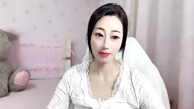 Snapshot of anjila888 chatting on November 6, 2025, 1:23 pm anjila888 online show from November 6, 2025, 1:23 pm