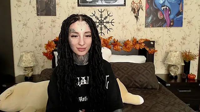 Velvetbat online show from November 1, 2025, 8:16 am