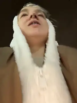 Snapshot of bambi_lu chatting on October 26, 2025, 4:57 pm bambi lu online show from October 26, 2025, 4:57 pm