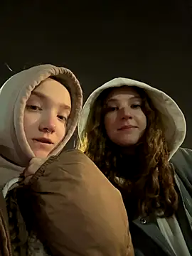 Snapshot of bambi_lu chatting on November 23, 2025, 3:23 pm bambi lu online show from November 23, 2025, 3:23 pm