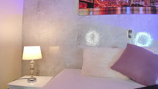 zaraquiinn online show from December 20, 2025, 2:46 pm