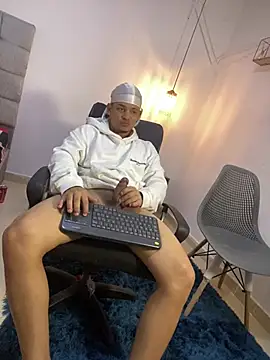 samxx muscle online show from March 21, 2026, 9:14 am