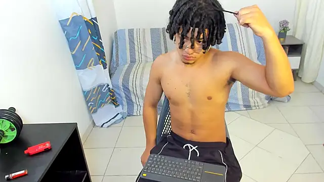 Snapshot of samxx_muscle chatting on July 27, 2026, 2:02 pm samxx muscle online show from July 27, 2026, 2:02 pm