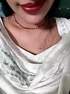 Eshwari Chopra online show from November 16, 2025, 5:18 pm