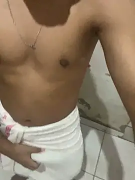 Snapshot of hiaguexxx chatting on March 20, 2025, 10:54 am hiaguexxx online show from March 20, 2025, 10:54 am