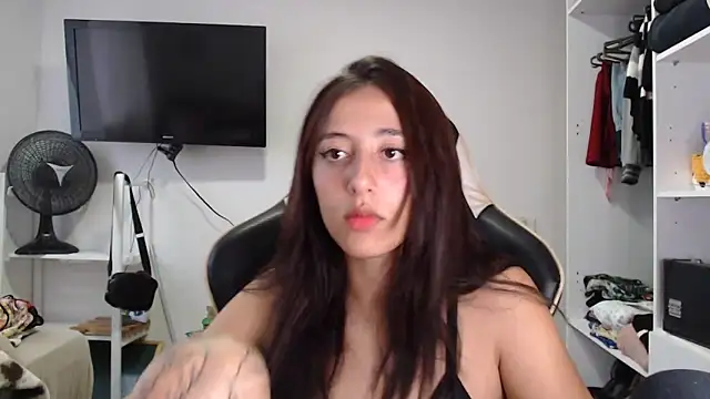 babygirlfree online show from February 25, 2026, 9:24 pm