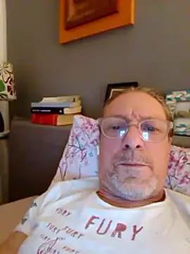 Deddyitalia3p online show from December 1, 2025, 10:15 pm