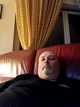 Alexis Bull online show from March 23, 2025, 1:09 am