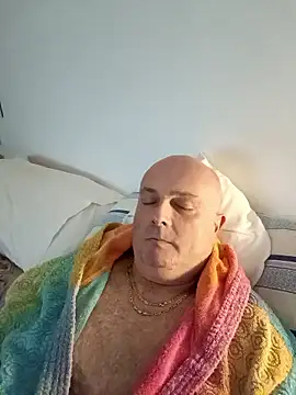 Alexis Bull online show from January 12, 2026, 12:27 am