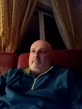 Alexis Bull online show from March 27, 2026, 11:37 pm