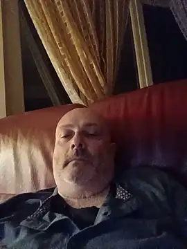 Snapshot of Alexis_Bull chatting on May 16, 2026, 12:40 am Alexis Bull online show from May 16, 2026, 12:40 am