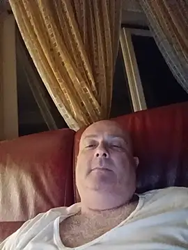 Snapshot of Alexis_Bull chatting on May 23, 2026, 11:31 pm Alexis Bull online show from May 23, 2026, 11:31 pm