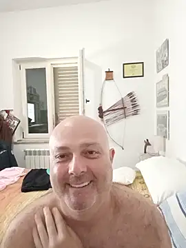 Snapshot of Alexis_Bull chatting on May 26, 2026, 10:22 am Alexis Bull online show from May 26, 2026, 10:22 am