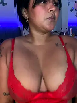 Snapshot of sashaoficial_ chatting on September 10, 2025, 4:34 am sashaoficial online show from September 10, 2025, 4:34 am