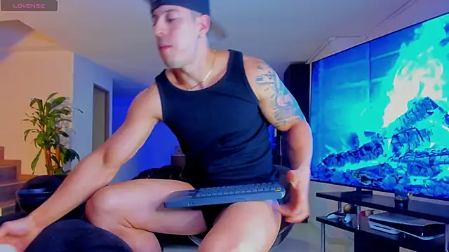 Lukas Green online show from April 10, 2026, 7:46 am