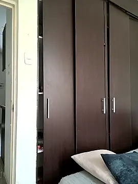 Yuli Mars online show from March 28, 2026, 2:27 pm