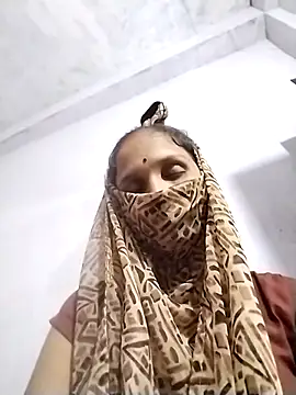 Soniy-Maax online show from April 15, 2026, 4:14 pm