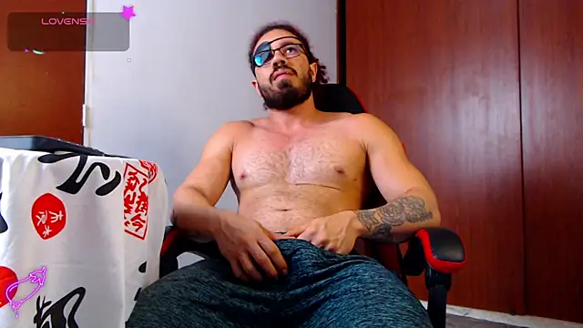 Snapshot of pirata_fitness chatting on November 18, 2025, 10:41 am pirata fitness online show from November 18, 2025, 10:41 am