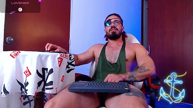 Snapshot of pirata_fitness chatting on May 5, 2026, 2:47 pm pirata fitness online show from May 5, 2026, 2:47 pm