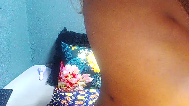 SMALLBOOBSXX online show from May 20, 2026, 5:24 am
