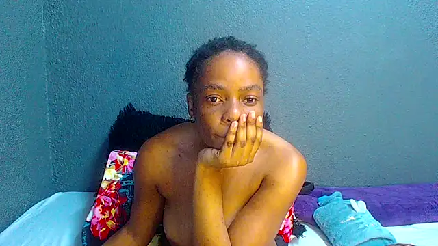 SMALLBOOBSXX online show from May 22, 2026, 5:03 am