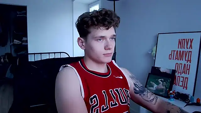 Snapshot of DanyDavis chatting on September 30, 2025, 12:32 pm DanyDavis online show from September 30, 2025, 12:32 pm