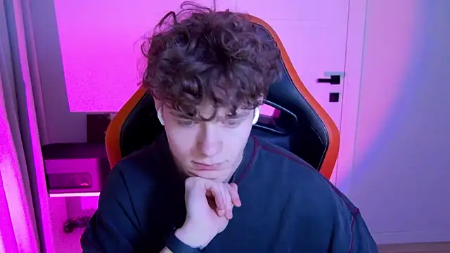 Snapshot of DanyDavis chatting on January 15, 2026, 4:22 pm DanyDavis online show from January 15, 2026, 4:22 pm