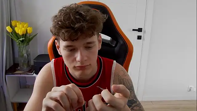 DanyDavis online show from March 10, 2026, 11:15 am