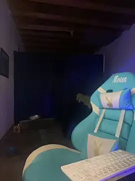 Snapshot of venusgh_ chatting on October 9, 2025, 3:59 am venusgh  online show from October 9, 2025, 3:59 am