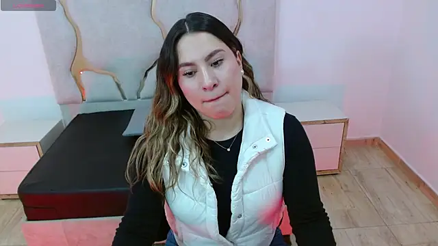 saaya tay online show from September 9, 2025, 3:06 am