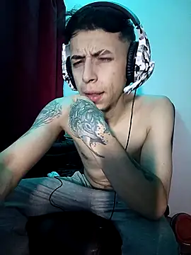 Snapshot of Chris__Jones chatting on September 11, 2025, 4:12 am Chris Jones online show from September 11, 2025, 4:12 am