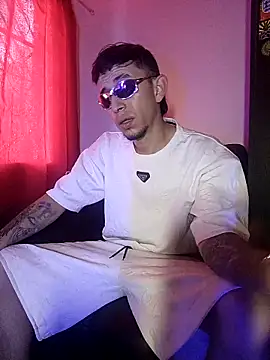 Snapshot of Chris__Jones chatting on September 25, 2025, 9:18 pm Chris Jones online show from September 25, 2025, 9:18 pm