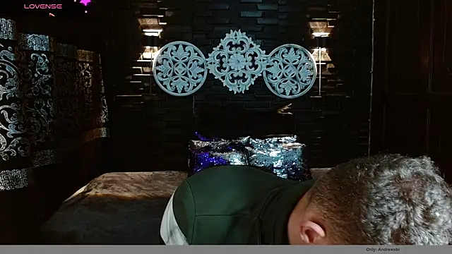 andrewxbi online show from November 17, 2025, 12:11 pm