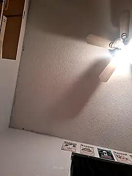 Snapshot of moasslicker chatting on November 27, 2025, 7:43 am moasslicker online show from November 27, 2025, 7:43 am