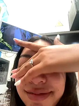 ImAshley1 online show from October 3, 2025, 1:52 pm