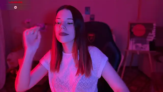 Snapshot of TheMargieDorene chatting on October 3, 2025, 9:56 pm TheMargieDorene online show from October 3, 2025, 9:56 pm