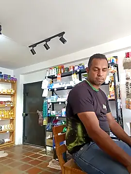 elnegro707070 online show from November 23, 2025, 2:39 pm