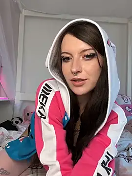 kittlunixx online show from October 13, 2025, 1:44 pm