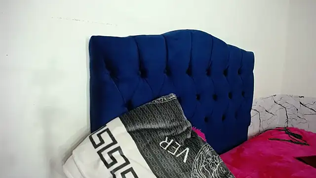 Snapshot of karolay_su chatting on September 26, 2025, 3:32 am karolay su online show from September 26, 2025, 3:32 am