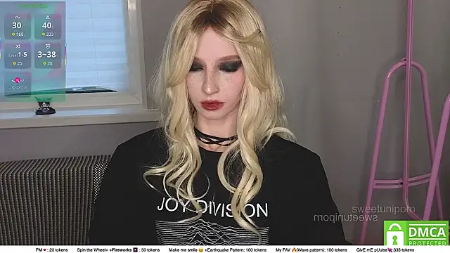 Snapshot of sweetuniporn chatting on October 24, 2025, 7:38 am sweetuniporn online show from October 24, 2025, 7:38 am